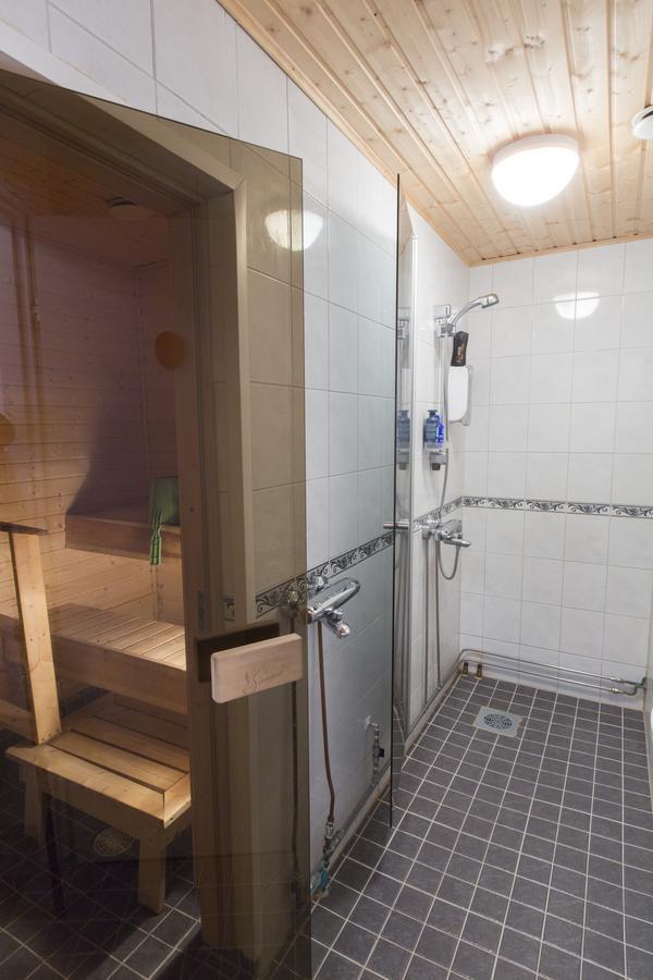 Kuutamo B&B Guesthouse 苏奥穆斯萨尔米 外观 照片