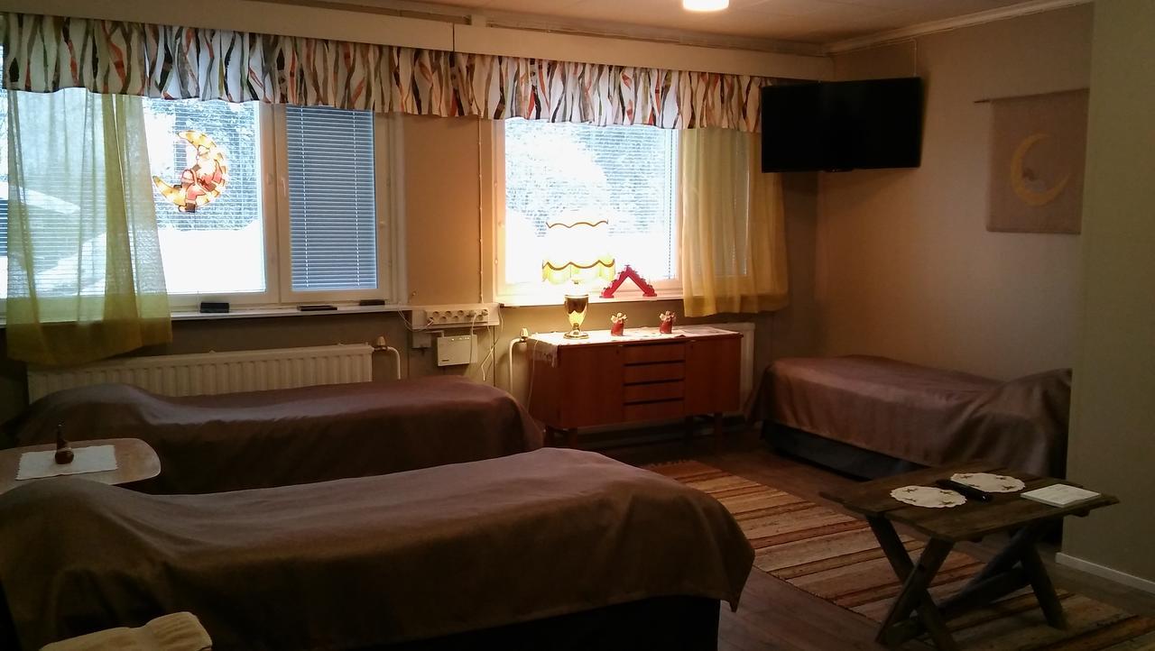 Kuutamo B&B Guesthouse 苏奥穆斯萨尔米 外观 照片